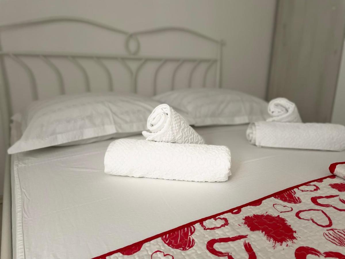 Vacation House Marin With Jacuzzi - Bol, Brac 외부 사진