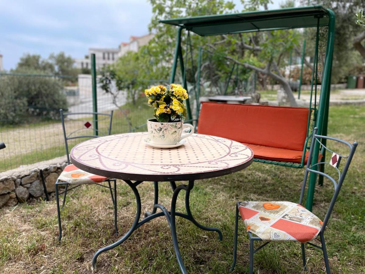 Vacation House Marin With Jacuzzi - Bol, Brac 외부 사진