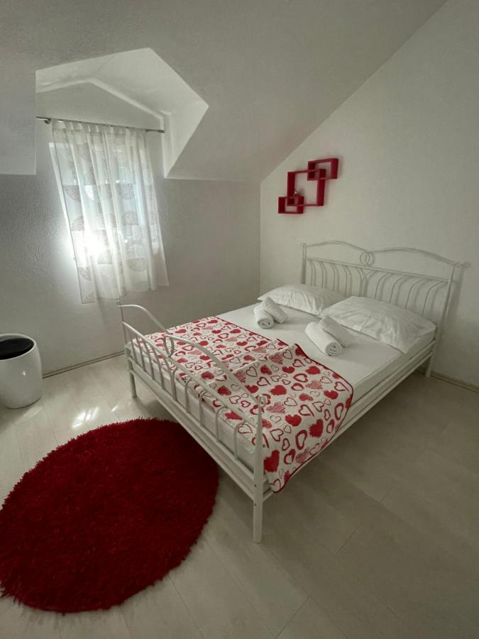 Vacation House Marin With Jacuzzi - Bol, Brac 외부 사진